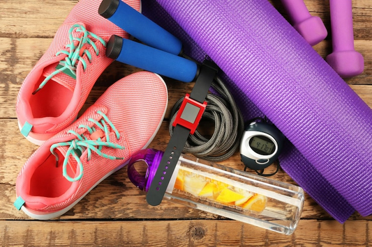Top 7 des essentiels de fitness indispensables en 2025 pour une vie plus forte et en meilleure santé